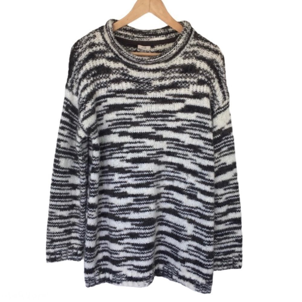 Ecote Urban Outfitters Marled Knit Relaxed Fit Gray White Sweater S